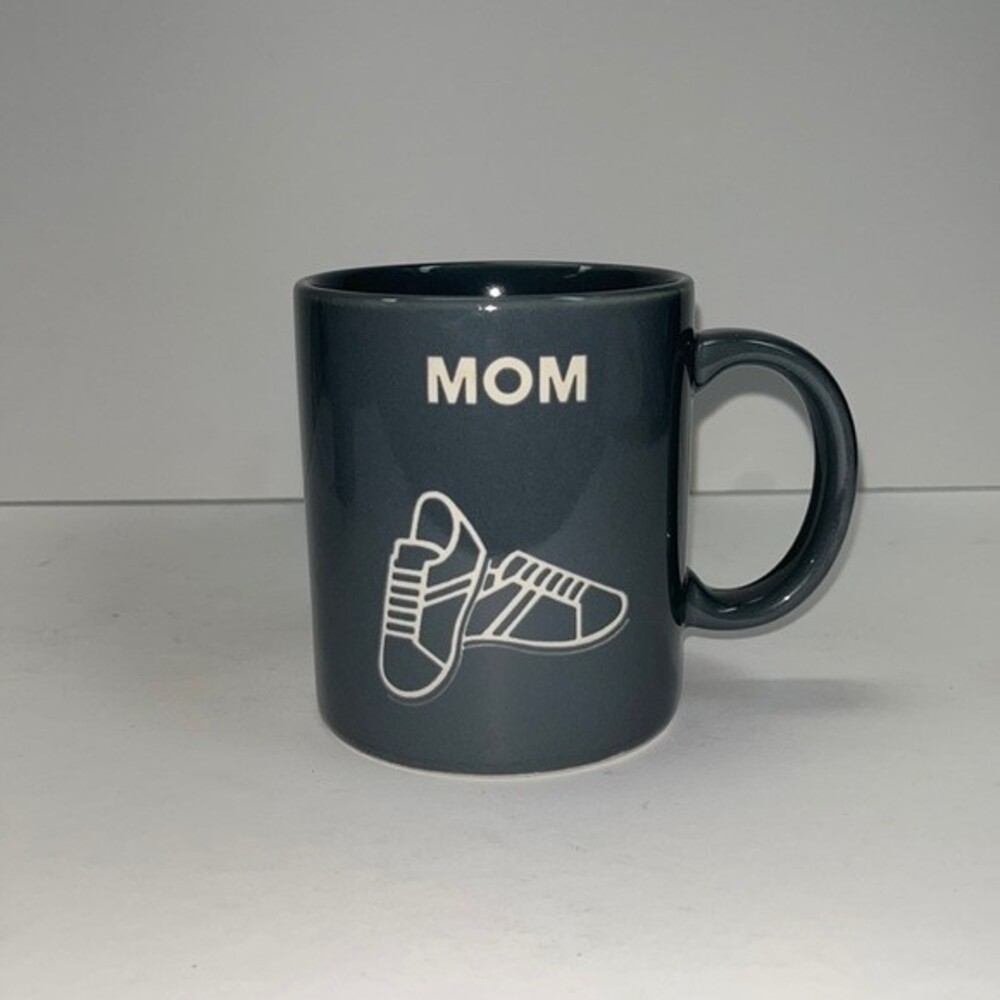 Mom etched gray coffee mugs 12 Oz